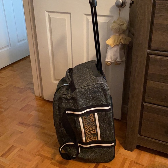 Pink Tavel set - Picture 2 of 3